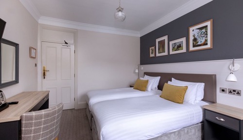 Habitación estándar con 2 camas individuales