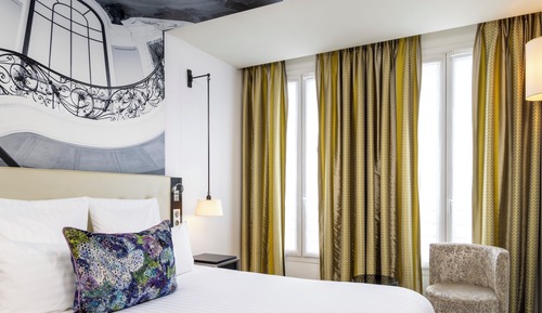 Suite familiar