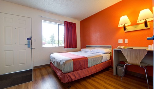 Habitación Deluxe, 1 cama de matrimonio, fumadores, frigorífico y microondas
