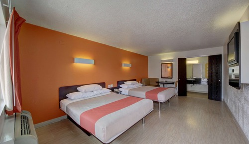 Habitación Deluxe, 2 camas de matrimonio, accesible para personas con discapacidad, no fumadores