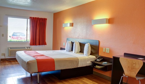 Habitación estándar, 1 cama de matrimonio grande, accesible para personas con discapacidad