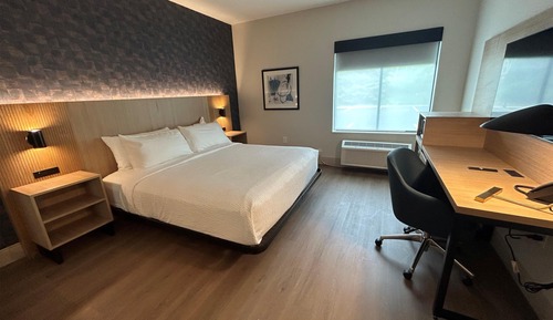Habitación estándar, 1 cama de matrimonio grande, accesible para personas con discapacidad