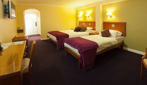 Standard Twin Room