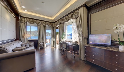 Suite junior, vistas al lago