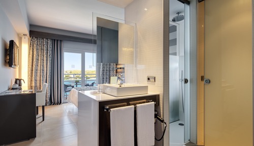 Habitación doble superior de uso individual, vistas al mar