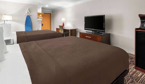 Habitación estándar, 2 camas de matrimonio, accesible para personas con discapacidad