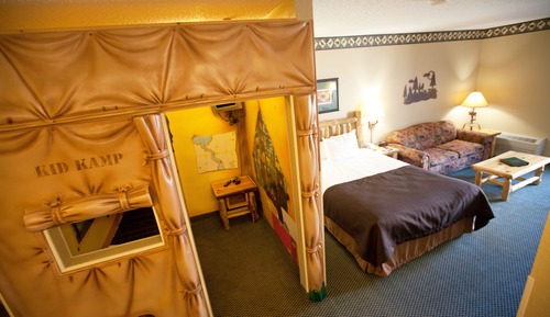 Suite (KidKamp- Waterpark Included)