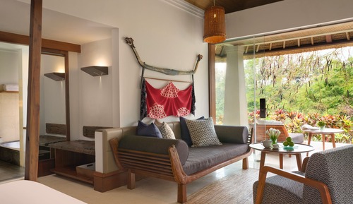 Habitación (Heavenly Jacuzzi Villa with Butler)
