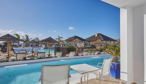 Suite, acceso a la piscina (Terrace - Preferred Club)