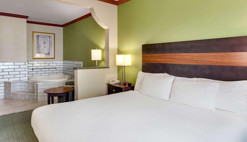 Suite romántica, 1 cama de matrimonio grande, no fumadores