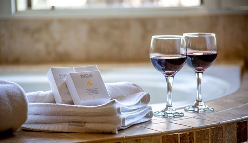 Suite Premium, 1 cama de matrimonio grande, bañera de hidromasaje