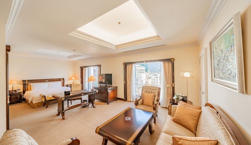Suite Deluxe, 1 cama de matrimonio grande, vistas a la ciudad