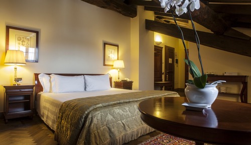 Habitación superior, 1 cama de matrimonio grande