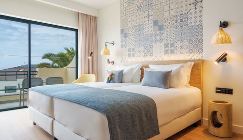 Habitación con 2 camas individuales, vistas al mar