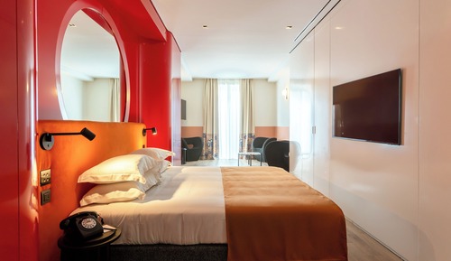 Suite