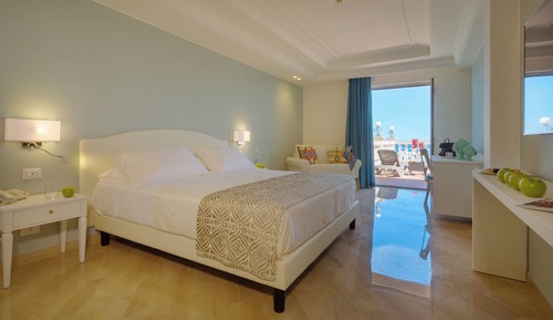 Habitación triple Deluxe