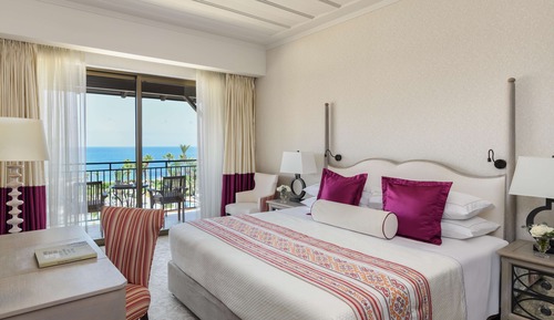 Deluxe Sea View Suite
