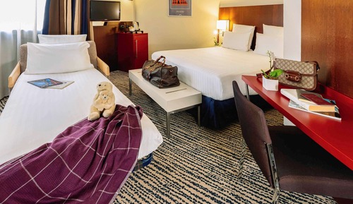 Habitación superior (1 Double bed with Chair bed)