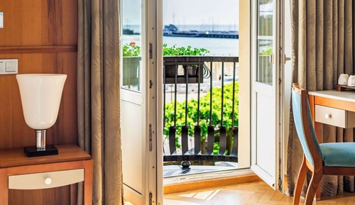 Suite junior, 1 cama doble, balcón, vistas al mar