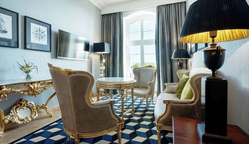 Suite, varias camas, terraza