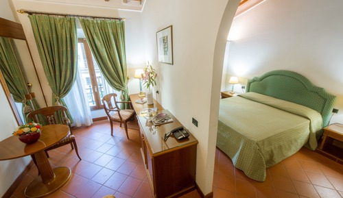 Habitación Confort doble, bañera