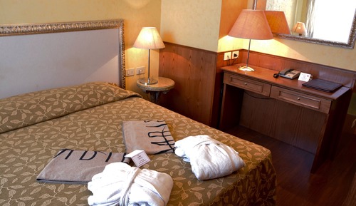 Habitación cuádruple estándar