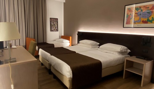 Habitación triple clásica