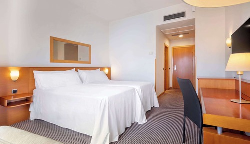 Habitación estándar con 1 cama doble o 2 individuales
