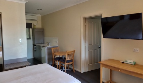Habitación estándar, no fumadores (1 Queen & 2 Single Beds)
