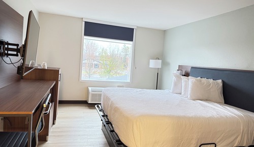 Suite estudio, 1 cama de matrimonio grande, no fumadores (Mobility, Roll-In Shower)