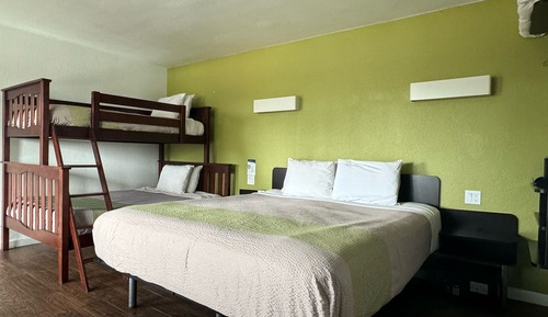Habitación cuádruple familiar, varias camas, no fumadores