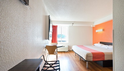 Habitación estándar, 1 cama de matrimonio grande, accesible para personas con discapacidad