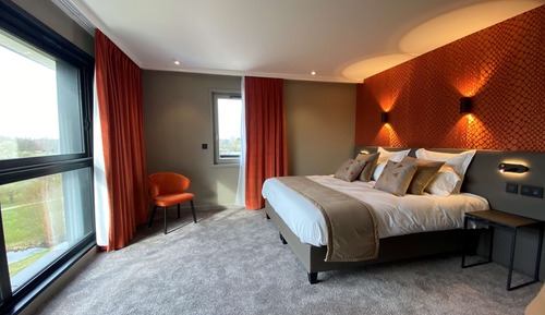 Suite junior, 1 cama de matrimonio grande, no fumadores, bañera