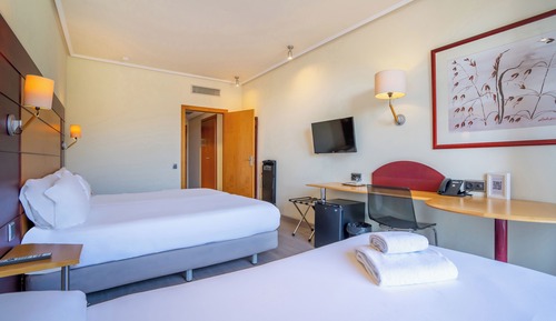 Habitación triple (2 adults + 1 child)