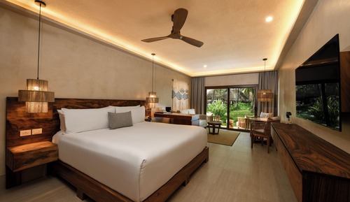 ROYAL SUITE