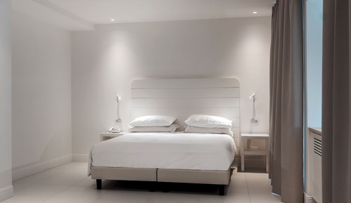 Habitación Deluxe con 1 cama doble o 2 individuales