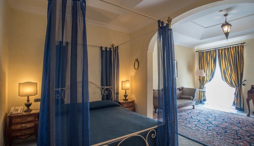 DELUXE JUNIOR SUITE SEA VIEW