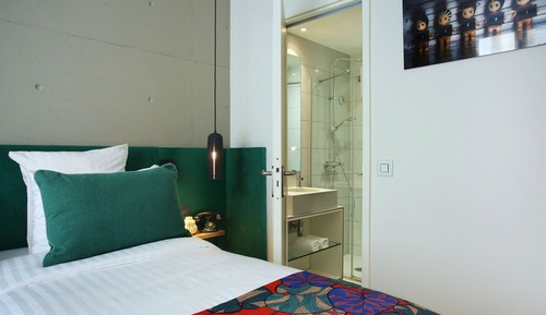 Habitación con 2 camas individuales