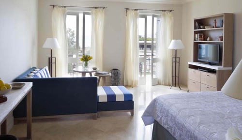 Garden Studio Suite Sea View