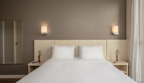 Standard Casal - 1 Cama Casal