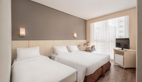 Standard Triplo - 1 Cama Casal e 1 Cama Solteiro