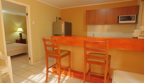 One Bedroom King Apartment