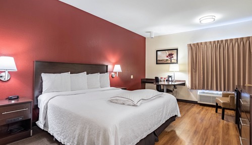 Habitación Premium, 1 cama de matrimonio grande (Upgraded Bedding & Snack, Smoke Free)