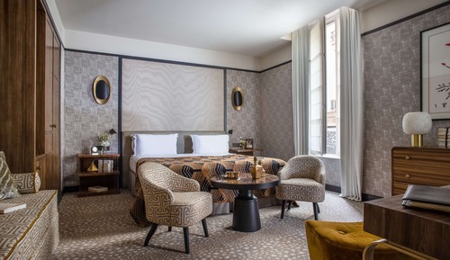 Executive Club