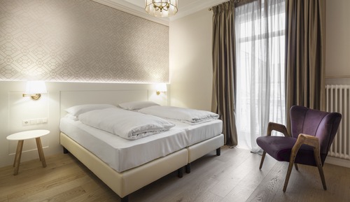 Habitación Confort con 1 cama doble o 2 individuales