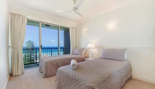 Apartamento, 1 habitación, vistas parciales al mar