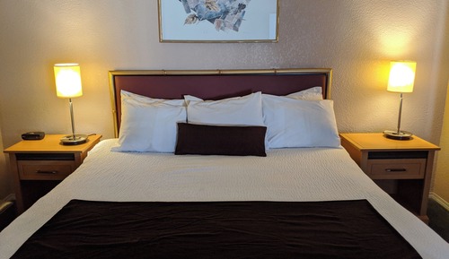 Efficiency, Habitación estándar, 1 cama de matrimonio grande