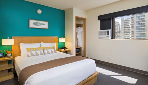 Habitación estándar, 1 cama de matrimonio, vistas a la ciudad (Cosmopolitan Queen)