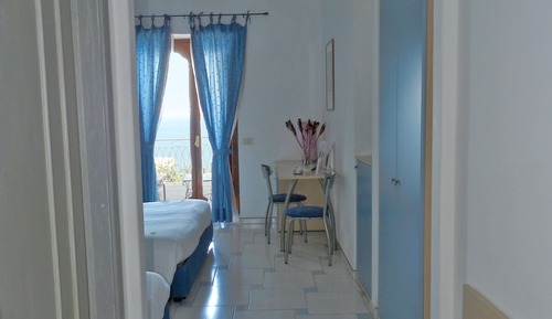 Habitación triple superior, 1 habitación, terraza, vistas al mar