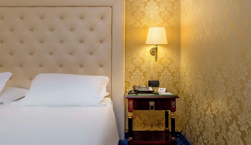 Suite, 1 cama de matrimonio grande, no fumadores (Larger Room)